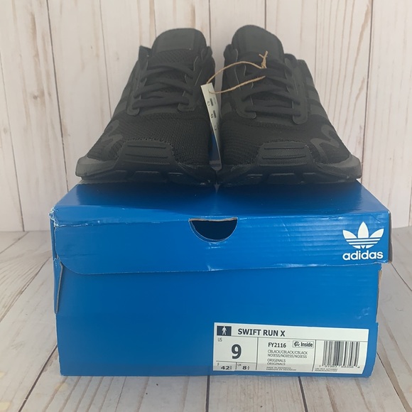 SOLD! Men’s Adidas Swift Run X Shoes Size 9 (Black) - Picture 4 of 7